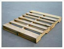 Double-decked pallet with 2 entries